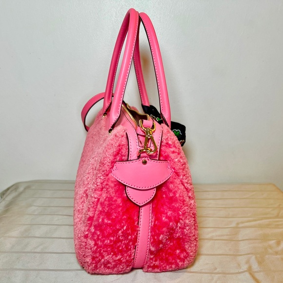 Kate Spade Pink Faux Fur Satchel with new Kate Spade hello Kitty scarf with COA - Picture 4 of 11